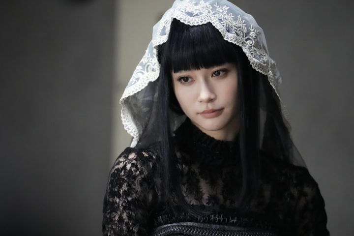 映画『SAKAMOTO DAYS』より大佛（生見愛瑠）