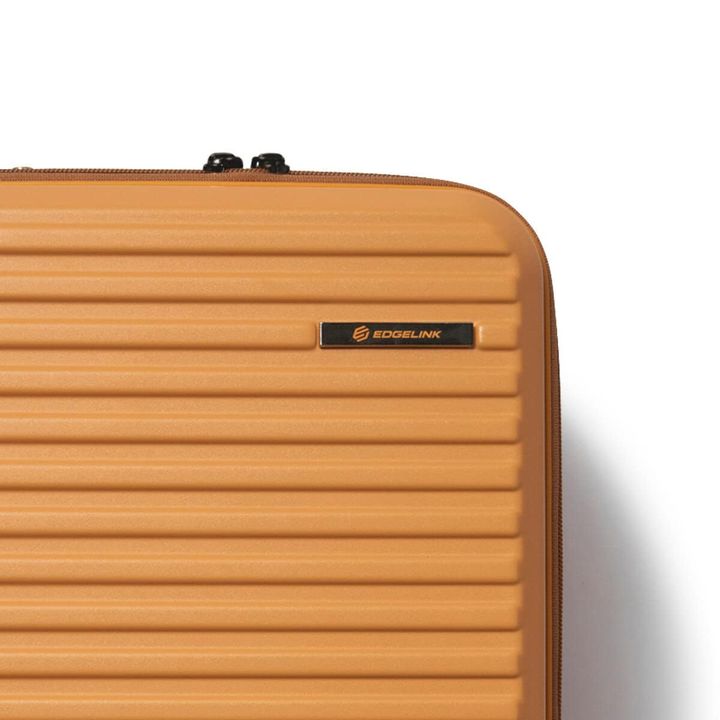 カバンのプロ・エースが教える「失敗しないスーツケース」3選！ 機内持込“最大級”容量、3万円以下のコスパ最強機…旅の質を上げる最新作