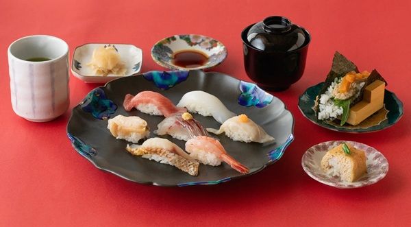 石川県金沢市に「金沢まいもん寿司 ひがし茶屋街店」オープン！石川の地酒も用意