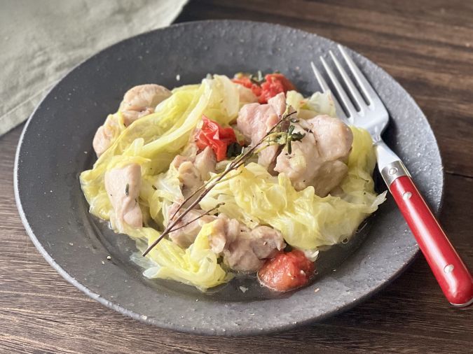 春きゃべつの重ね煮