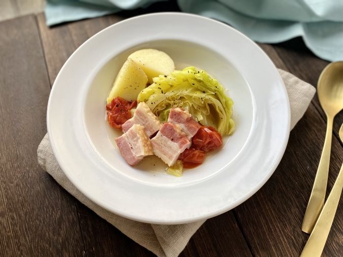 春キャベツの煮込み