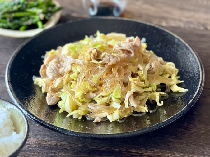 春キャベツと春雨炒め