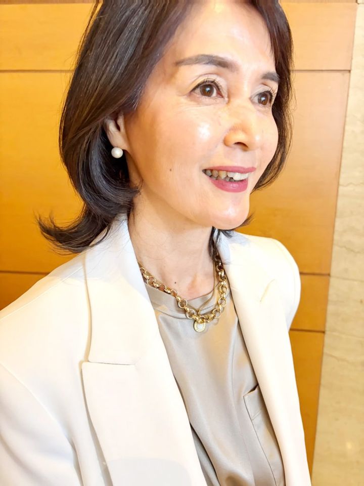 パールピアス＆ゴールドネックレス