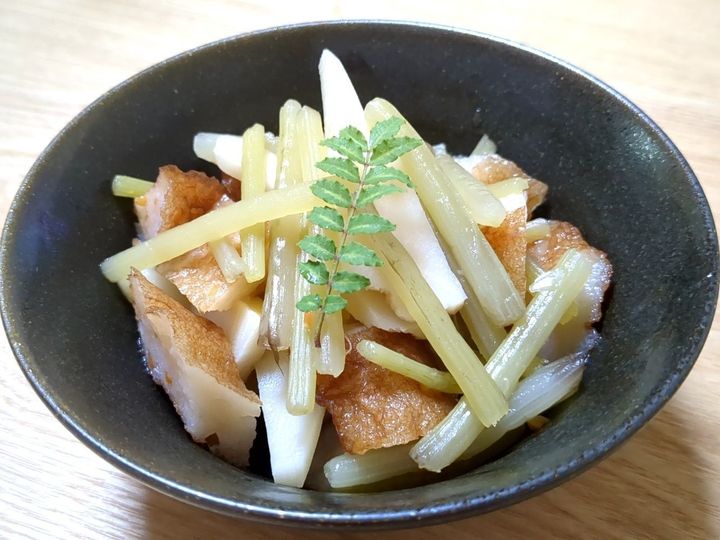 出汁しみしみ！山フキの煮物【フキのアク抜きから】