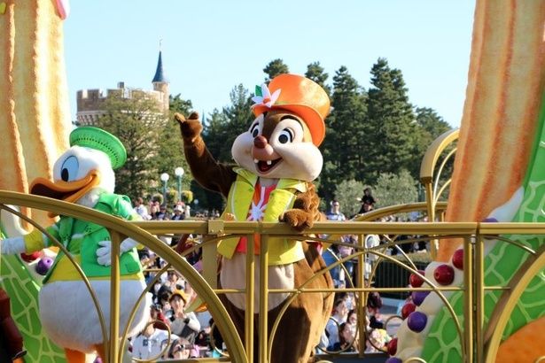 チップとデールもダンス！