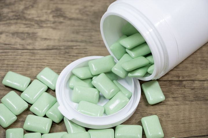 食前にガムをかむだけで「血糖値スパイク」を抑えられるの？