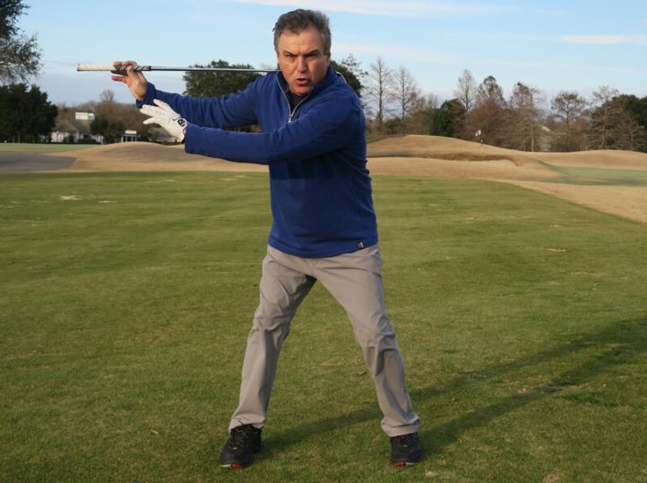 「ミッドハンドフォース」を重視したスイングメソッド！アメリカ発巨匠コーチのスイング