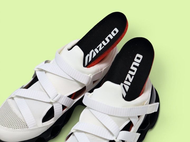 ミズノの「ウェーブプロフェシーストラップ」¥20,900