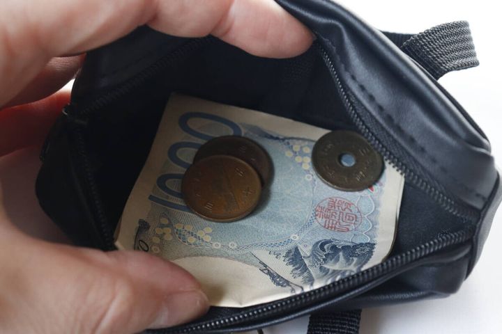 ミニスクールバッグ風チャームポーチ 収納検証