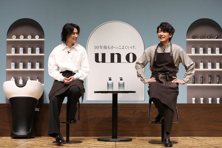 山﨑賢人＆藤木直人がヘアサロンのスタイリストとオーナーに!?【ウーノ】初のシャンプーで、今も未来も自信の持てる髪へ