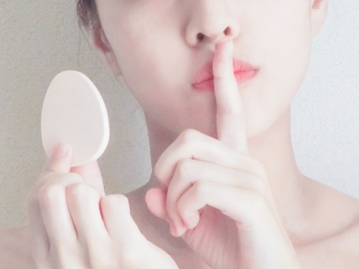 実は「高いほど良い」とは限らなかった！ エクセル・キャンメイク・コーセーの春新作から選ぶ、4月のテカリを抑える『最強フェイスパウダー』
