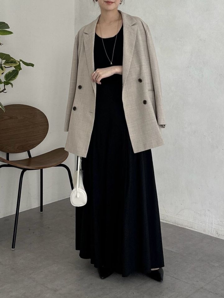 2026春大人女性おすすめ休日ベージュジャケットコーデ