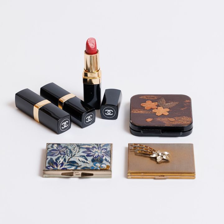 宇野千代旧蔵 化粧道具（前期展展示）