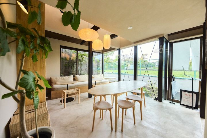 ソファ席、テーブル席