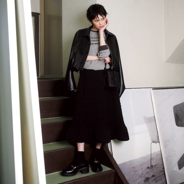 甘辛ミックスにローファーで品格を