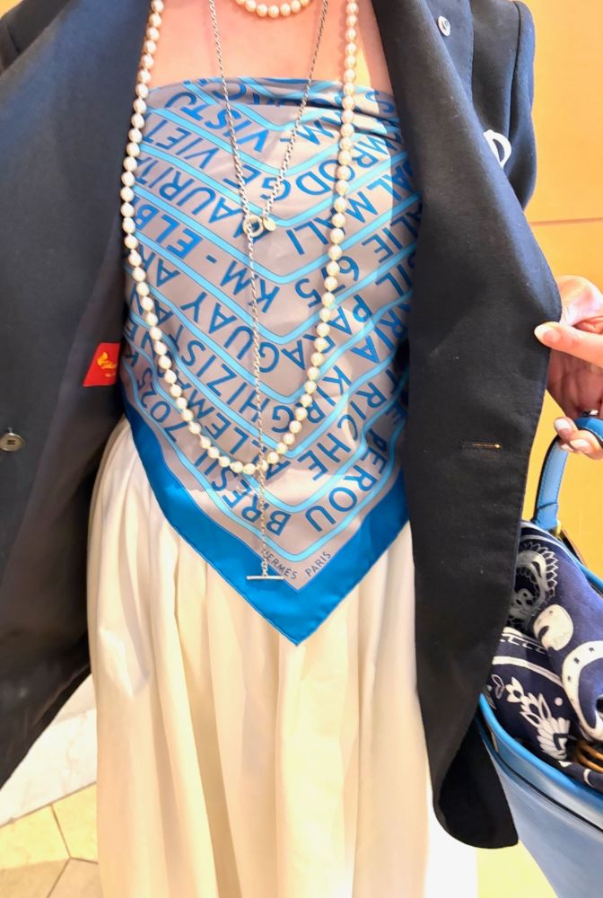 ビスチェにしたストールはエルメス