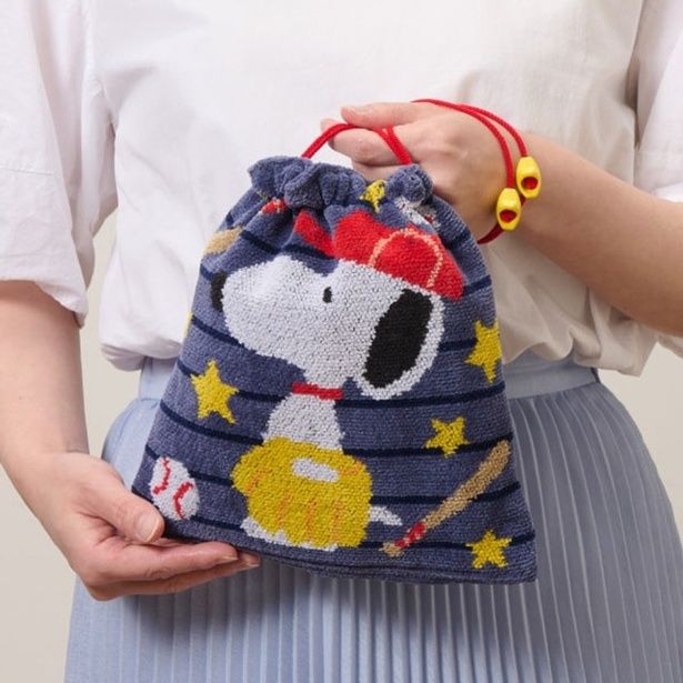 紐の先の星形エンドパーツもかわいい