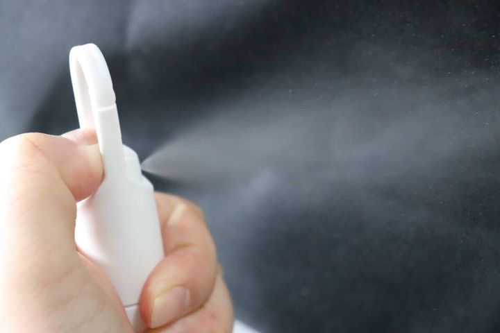 ポータブルスプレーボトル 20ml シンプルカラー ミスト