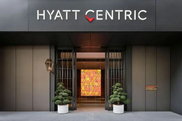 ハイアット セントリック 銀座 東京の外観。銀座並木通りに位置するラグジュアリーホテル。