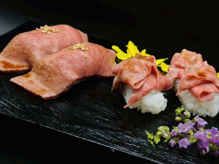 松阪牛 肉寿司4貫 ＜肉フェスキッチン（肉フェス公式）＞