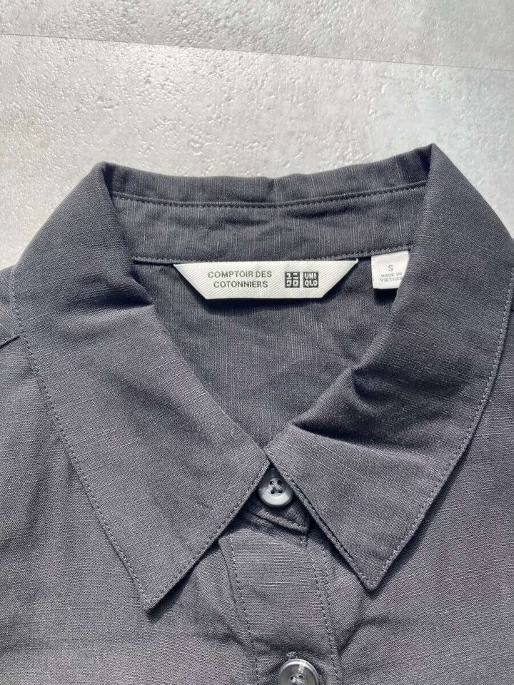 ユニクロ リネンブレンドジャンプスーツ シャツ襟 ディテール