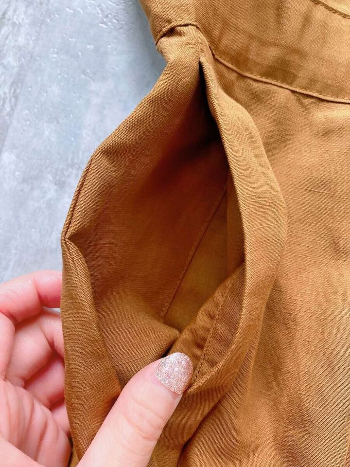 ユニクロ リネンブレンドジャンプスーツ リネン素材 アップ