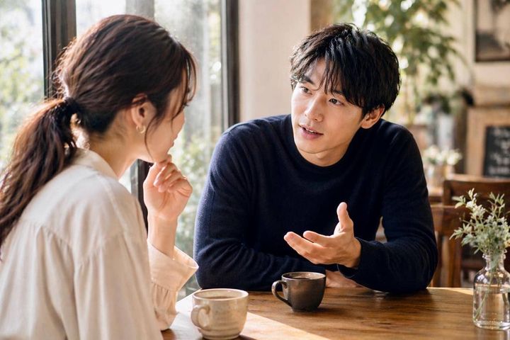 会話しているとわかる。男性が本命にだけ見せる“質問の仕方”とは