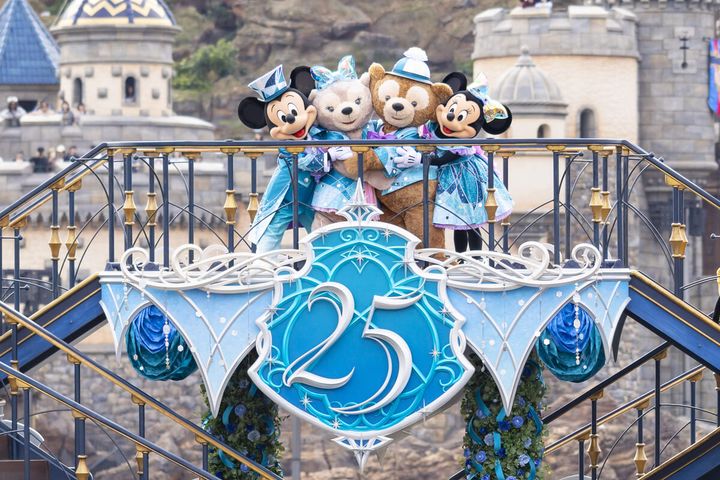 特別な祝祭プログラムを、多彩に開催