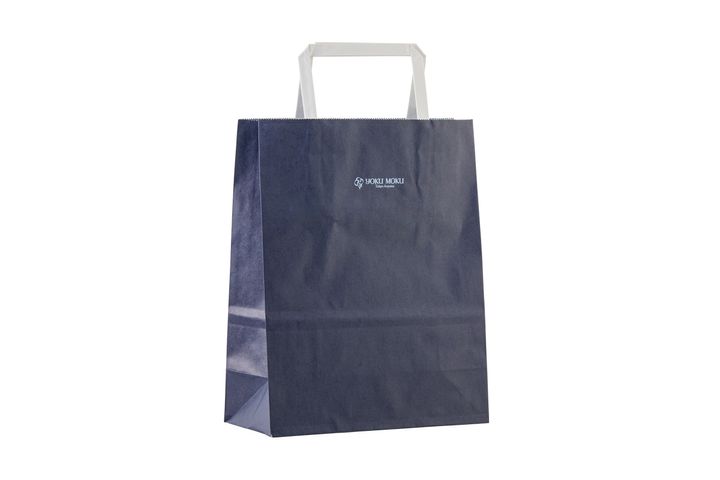 〈ヨックモック〉のシガール オゥ マッチャの紙袋