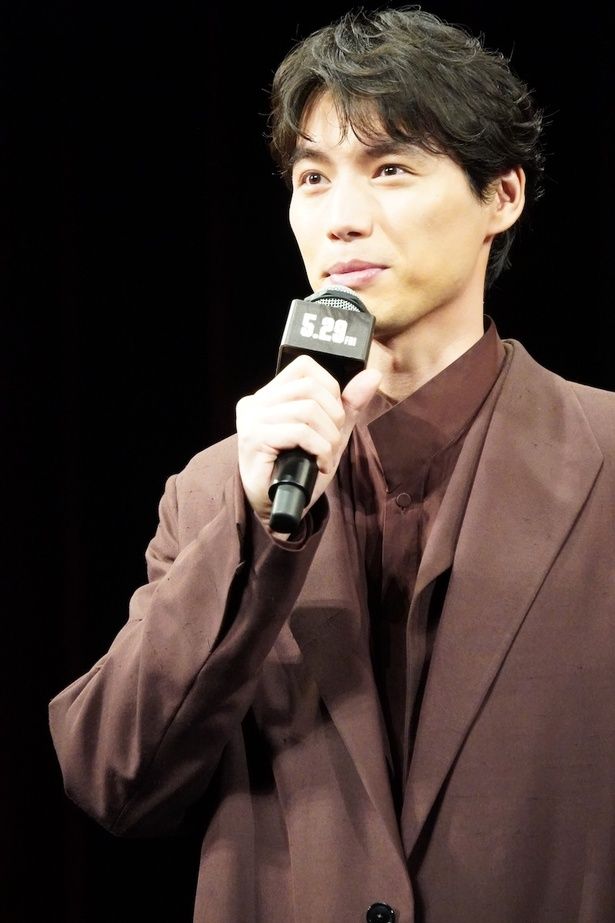 国際手配中の犯罪集団のボス・村田蓮司役の福士蒼汰