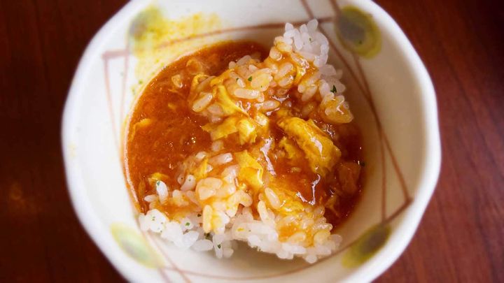 このカレーは、うどんとの相性はもちろんのこと、ごはんとの相性も抜群です