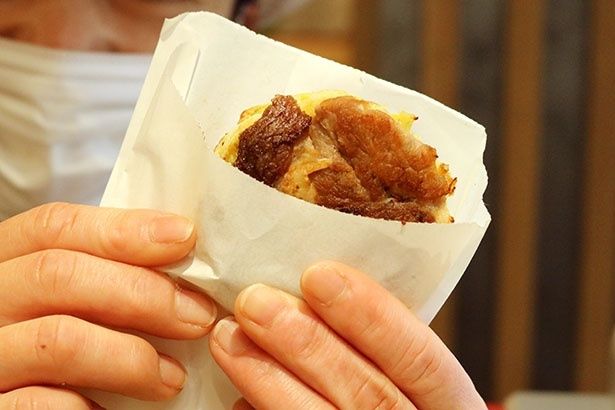 「ミニお好み焼き」(各380円)には、「きんぴらごぼう玉」や「お肉たっぷり肉じゃが玉」などの変わり種も