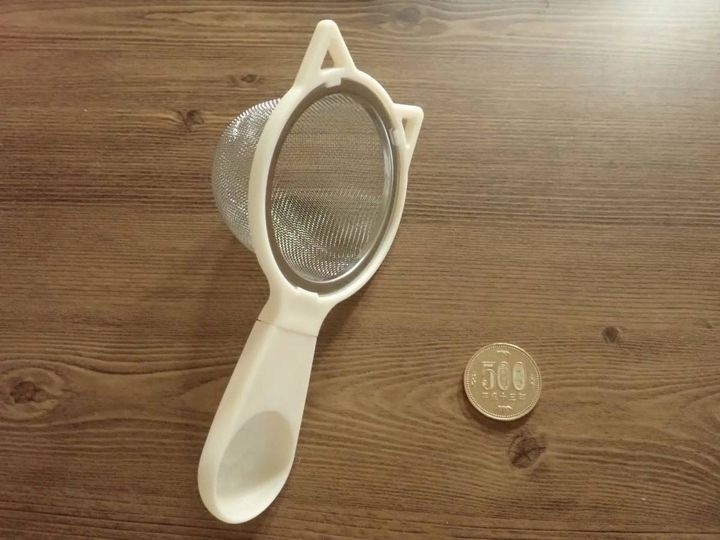 DAISO(ダイソー)：茶こし(MEOW)