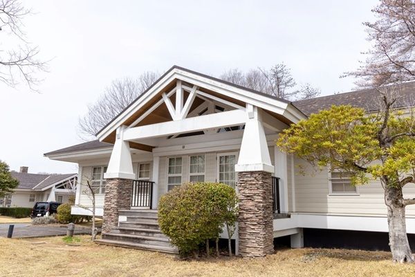 【広島県三原市】広島空港近くの庭園リゾート「フォレストヒルズガーデン」で本格洋食ランチがスタート