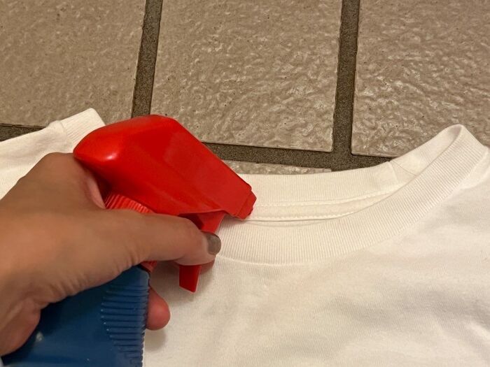 白Tシャツ、そのまま着るの待って！頑固な〈黄ばみ＆汗ジミ〉をスッキリ落とす。お気に入りの一着を復活させる方法♪