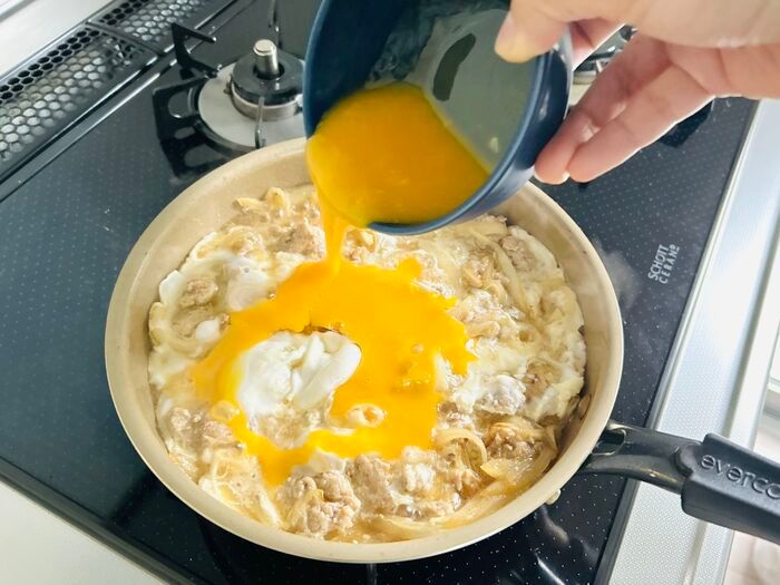 和田明日香さん直伝！目ウロコな『親子丼』の作り方。これでもう絶対失敗しませんよ♪