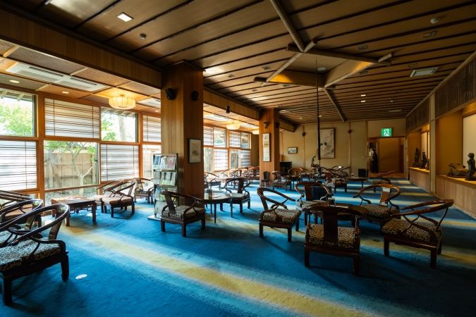 福岡 二日市温泉 大丸別荘 ラウンジ