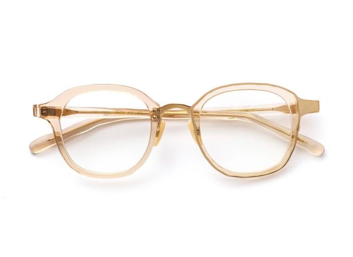 華やぎ肌映え眼鏡 