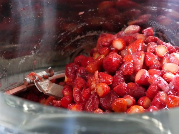 【長野県飯綱町・長野市】長野県産いちご「紅ほっぺ」のジャムがサンクゼール本店・門前店で数量限定発売！