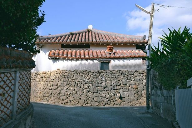 壺屋地区に唯一残る陶工の住宅「新垣家住宅」