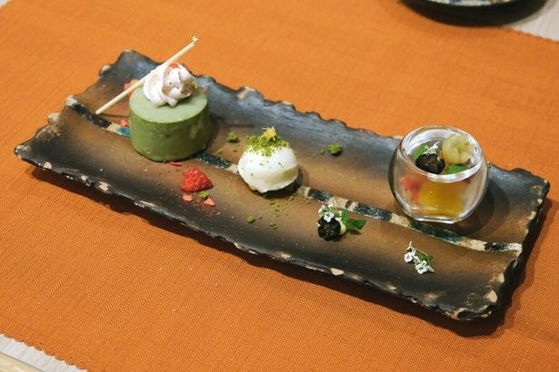 與那原工房のプレートで楽しむデザート