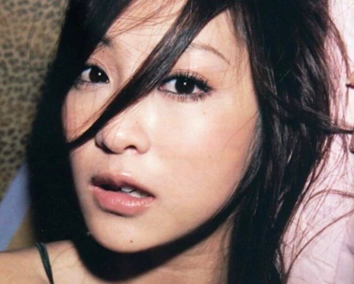 【写真・画像】かつて一世を風靡したトップグラドル、有名経営者のファッションにダメ出し「俺、主役って感じ」 1枚目