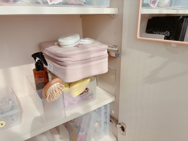 ヘアブラシなどの小物収納
