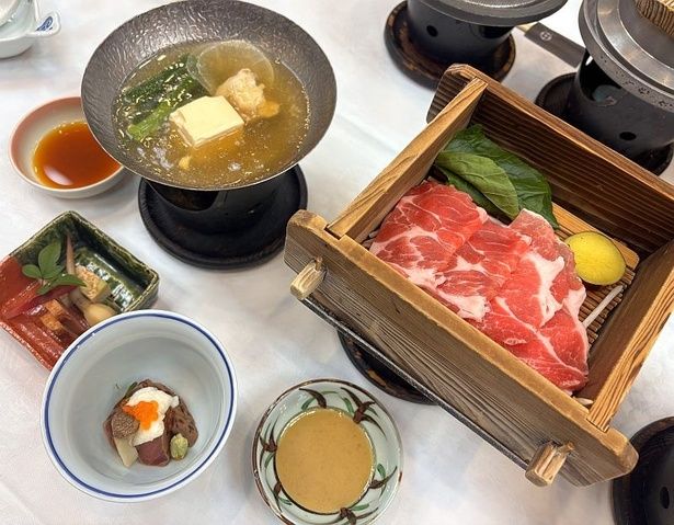取材日に膳座敷「季味」でいただいたメニュー。金星豚と地野菜を使った蒸籠蒸しなど