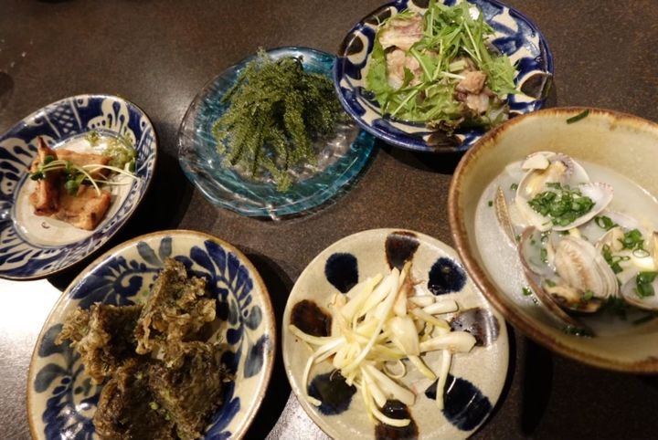 沖縄料理 島らっきょう、ゴーヤの天ぷら、海ぶどう