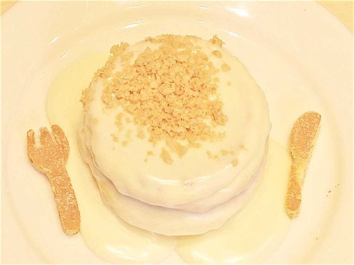 「マカダミアナッツソースパンケーキ」1500円