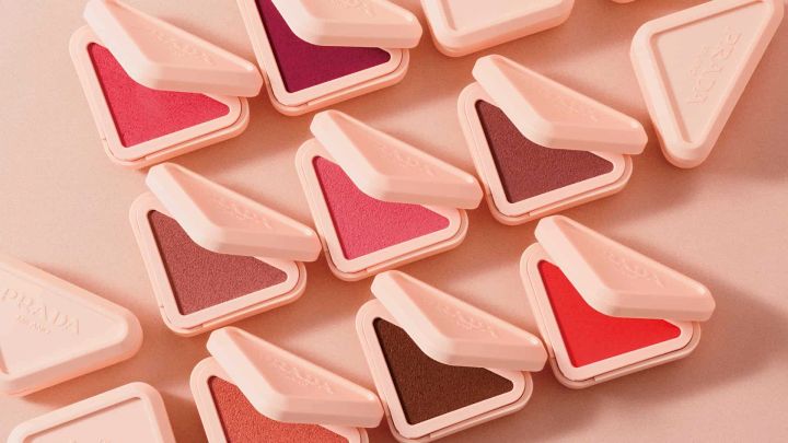 PRADA BEAUTY】イロチ買い必須♡ マルチユースな新作「プラダタッチ