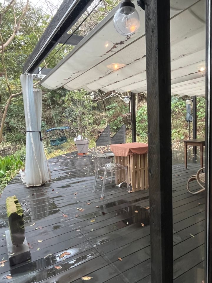「＋h cafe kamakura」のテラス