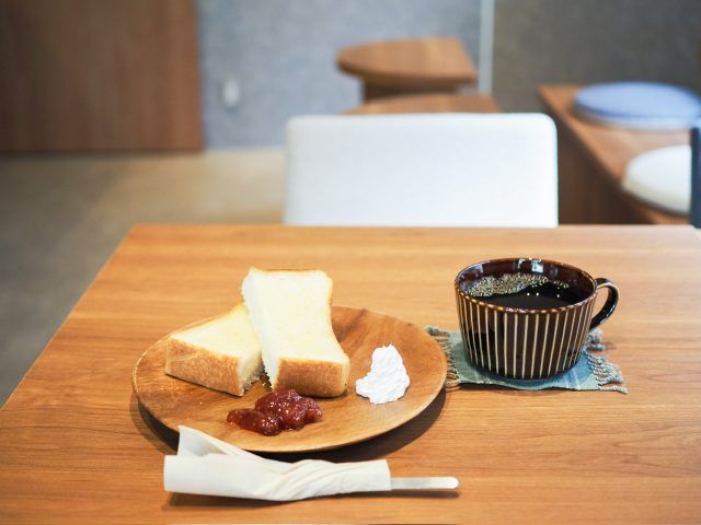 トーストとコーヒー