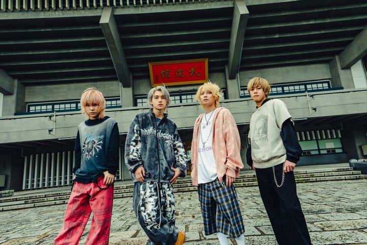 単独日本武道館公演が決定したT.N.T width=